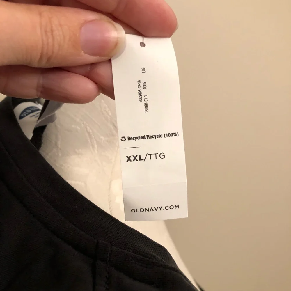 NWT Old Navy Tulip Sleeve Black T-Shirt! - Picture 4 of 4